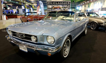 RetroMalaga 2019 Ford Mustang, stand RG Classics