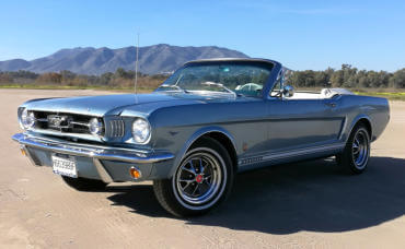 Mustang para videos musicales y fotografia, Torremolinos, Fuengirola, Benalmadena, Nerja, Velez Malaga