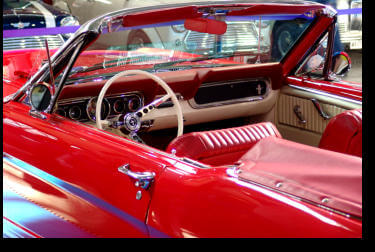 Retro Malaga FORD MUSTANG