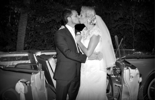 Alessandro RG & Inma de la Guardia en su boda con Lincoln Continental 1962
